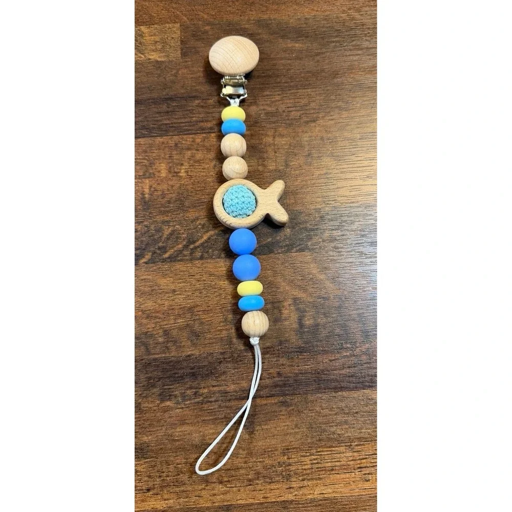 New hand made silicone bead pacifier holder, fish